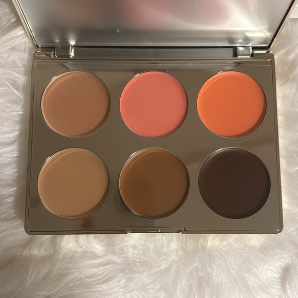 *NWT* Iconic London Multi-Use Palette - Picture 3 of 10
